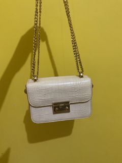 (Kategori: ) berada di . Dikirim oleh selectedbygi (ID iklan 1439756840, Gambar 1). Deskripsi: .