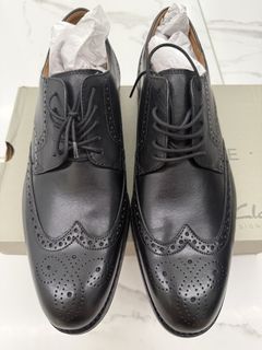 (Category: ) located in . Submitted by luxe.store (Listing ID 1439776593, Image 1). Description: .