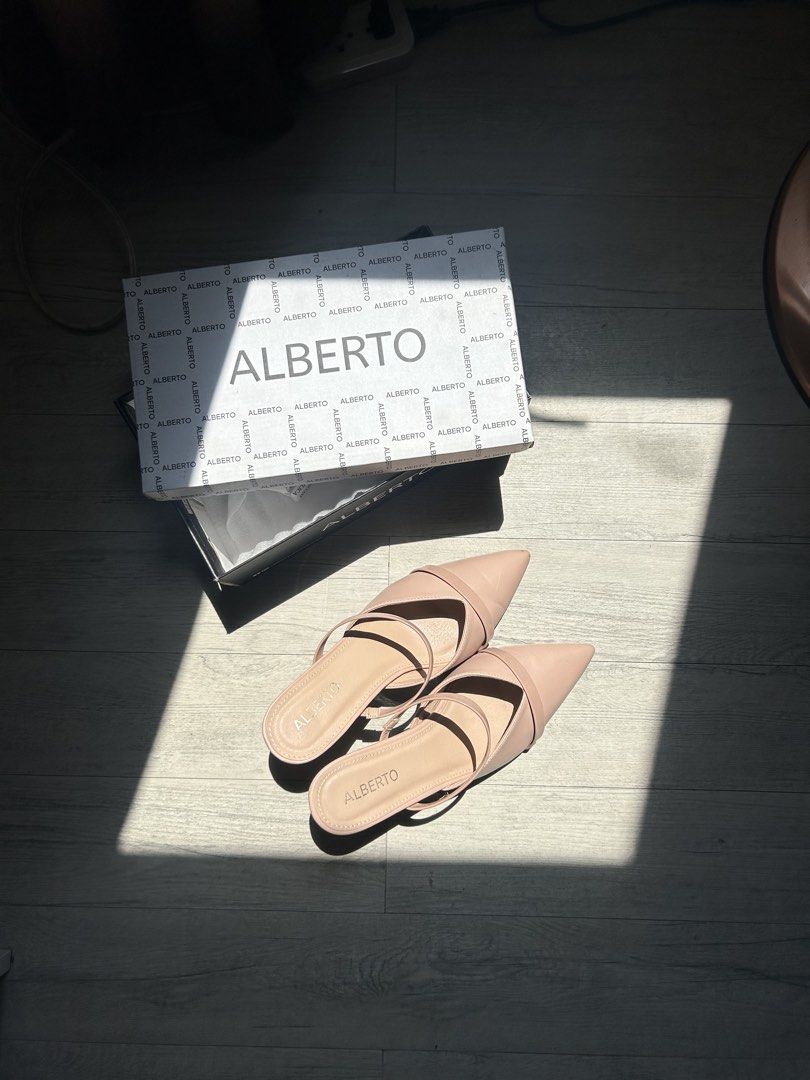 Clean Girl Nude Heels with Strap (Category: Flats & Sandals) located in Quezon City. Submitted by robycham (Listing ID 1439701400, Image 2). Description: Nude heels with elegant design. Perfect for office wear, formal events, date nights, or everyday chic outfits. Comfortable and easy to pair with neutral and classy looks. - Approx. 2-inch heels - Comes with original box and packaging - Used thrice - Price is nego.