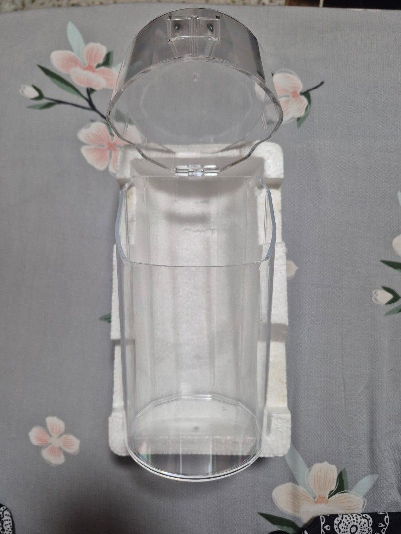 Clear Acrylic Water Pitcher Make Up Holder463341652500828161