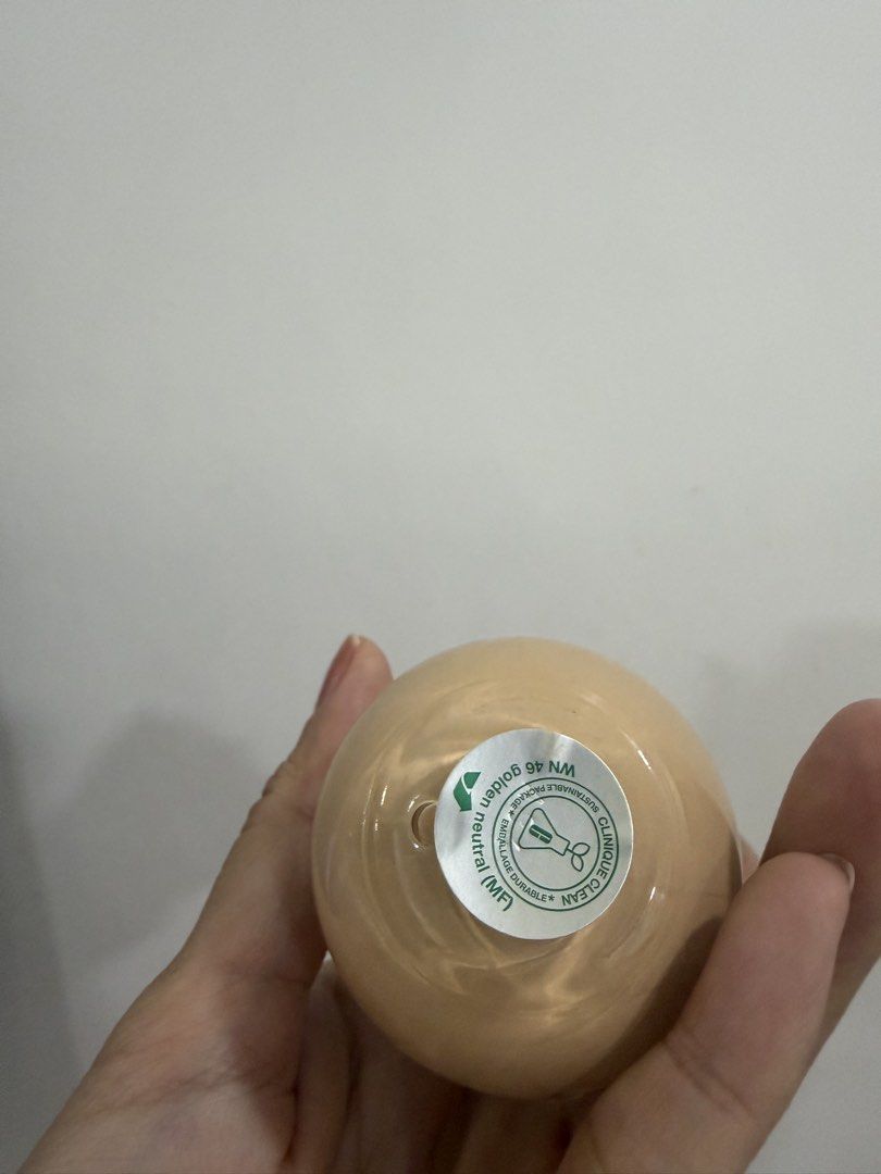 Clinique foundation (Category: Makeup) located in Quezon City. Submitted by destashingmycloset (Listing ID 1439750355, Image 2). Description: .
