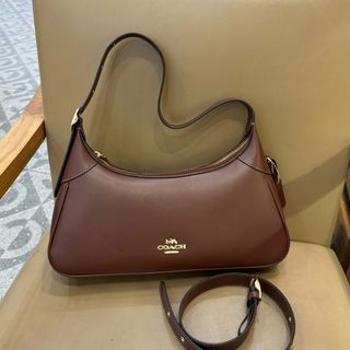 (Category: ) located in . Submitted by fantasticbags (Listing ID 1439729983, Image 1). Description: .