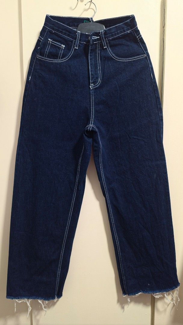 Cofee Dark Wash Jeans / Barrel Pants (Category: Jeans) located in Pasig City. Submitted by kmfad (Listing ID 1439737204, Image 1). Description: - Coffee brand, barrel pants dark wash jeans - White stitching details - Raw hem with button clasp to tighten the ends - Zipper closure - Two front pockets, two back pockets - Really nice stitching and fits 23-27" (see when worn pics) - Trendy and versatile style .