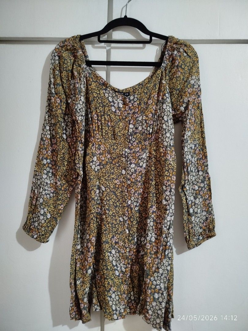 Cotton on longsleeves dress medium (Category: Dresses) located in Quezon City. Submitted by crci12 (Listing ID 1439661376, Image 1). Description: Cotton on longsleeves dress Size medium Used once or twice, like new Actual pictures posted What you see is what you get P500 Meet ups: *Simplicity mini stop commonwealth ave., balara, qc. *Kindly send us a message for a schedule of meet up. *Shipping via j&t. (payments first; buyer will shoulder the sh