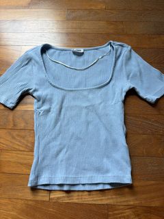 (Category: ) located in . Submitted by lovestoshop_me (Listing ID 1439640059, Image 1). Description: .