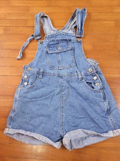 (Category: ) located in . Submitted by begracious (Listing ID 1439677142, Image 1). Description: .