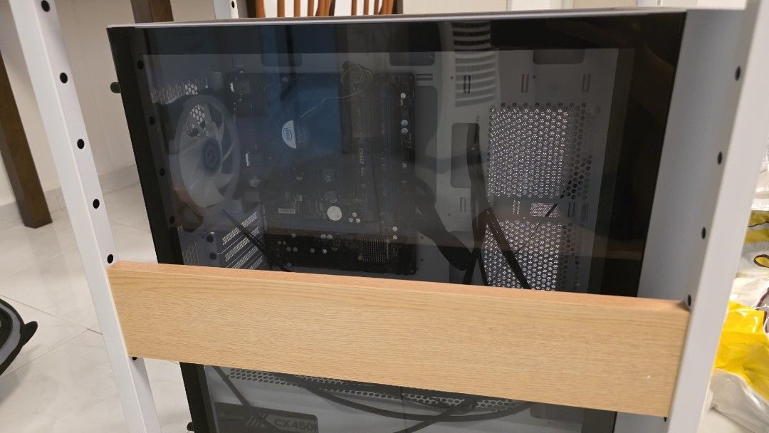 Desktop for sale463059510268405761