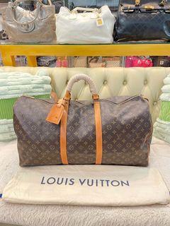 (Category: ) located in . Submitted by SecondhandItems97 (Listing ID 1439728673, Image 1). Description: .
