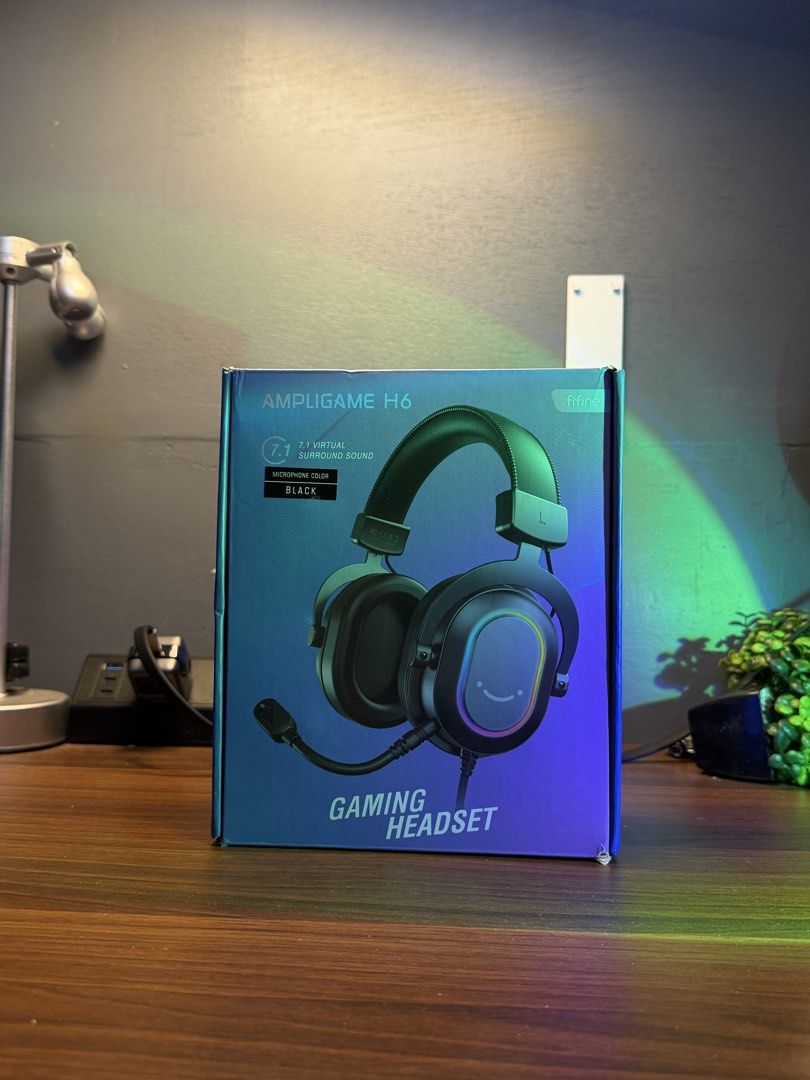 Finne AmpliGame H6 Gaming Headset (Category: Headphones & Headsets) located in Bacolod City. Submitted by BWMCAROUSEL (Listing ID 1439775789, Image 2). Description: - Finne AmpliGame H6 Gaming Headset - 7.1 Virtual Surround Sound - Built-in Microphone - Colorful LED Lights - Includes: Headset, Carrying Pouch, Accessories - Color: Black.