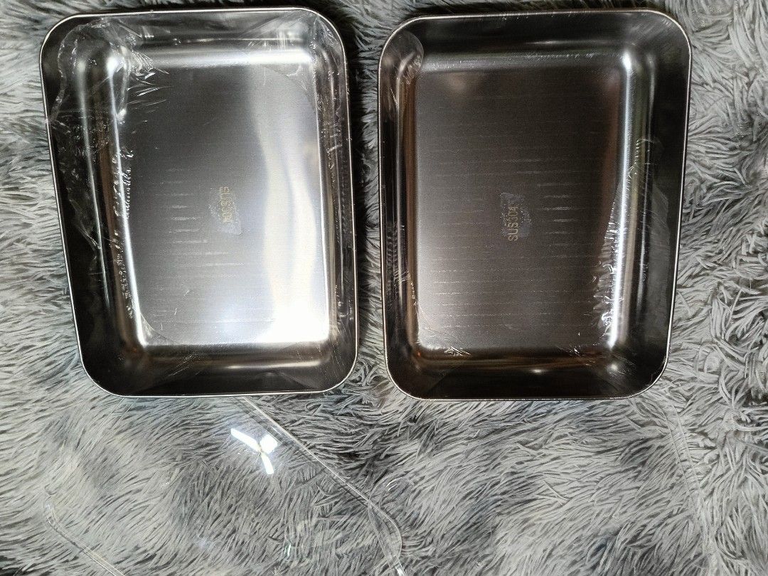 Food pan with cover 2pcs (Category: Food Organization & Storage) located in Manila. Submitted by lyfrancois14 (Listing ID 1439675318, Image 2). Description: .