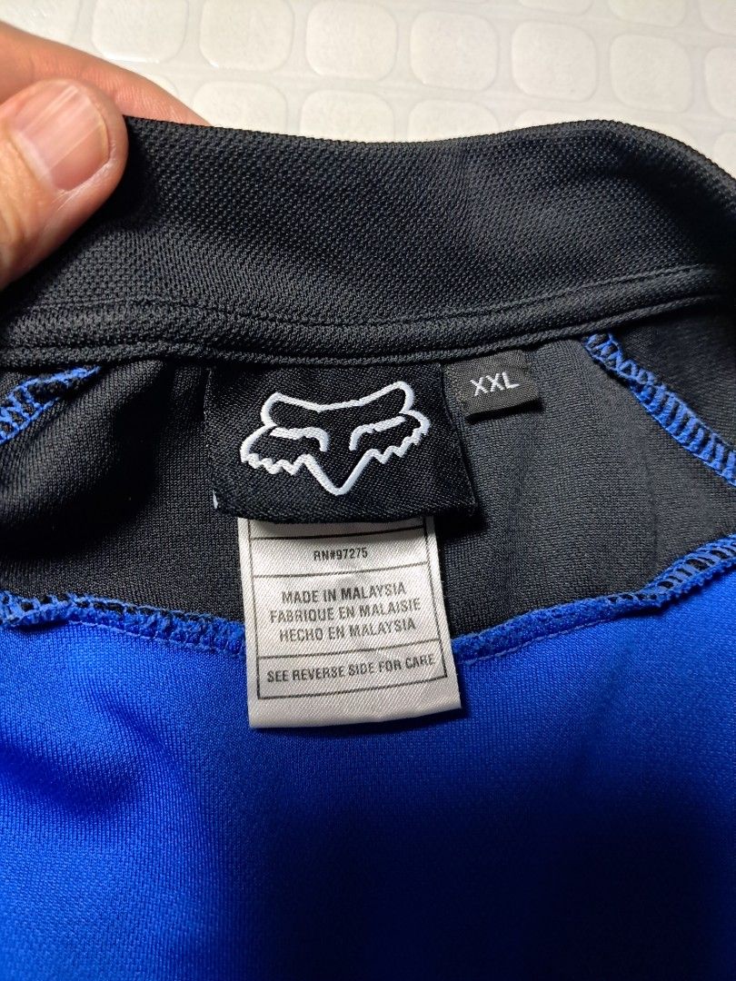 Fox racing cycling jersey (Category: Activewear) located in Baguio. Submitted by mishmashfritz (Listing ID 1439740143, Image 2). Description: thrifted, euc, min. lints -unnoticeable zippered back pocket xxl on tag see dimes for reference.