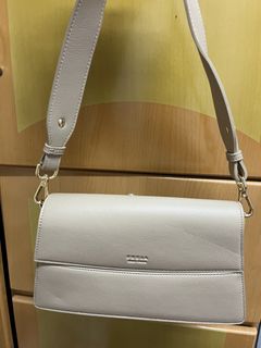 （分類：）位於 。 由 yee871104 提交（商品編號 1439752513，圖片 1）。簡介： 。
