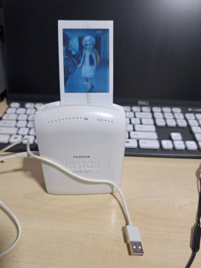 Fujifilm Instax share Smartphone Printer463283094071562240
