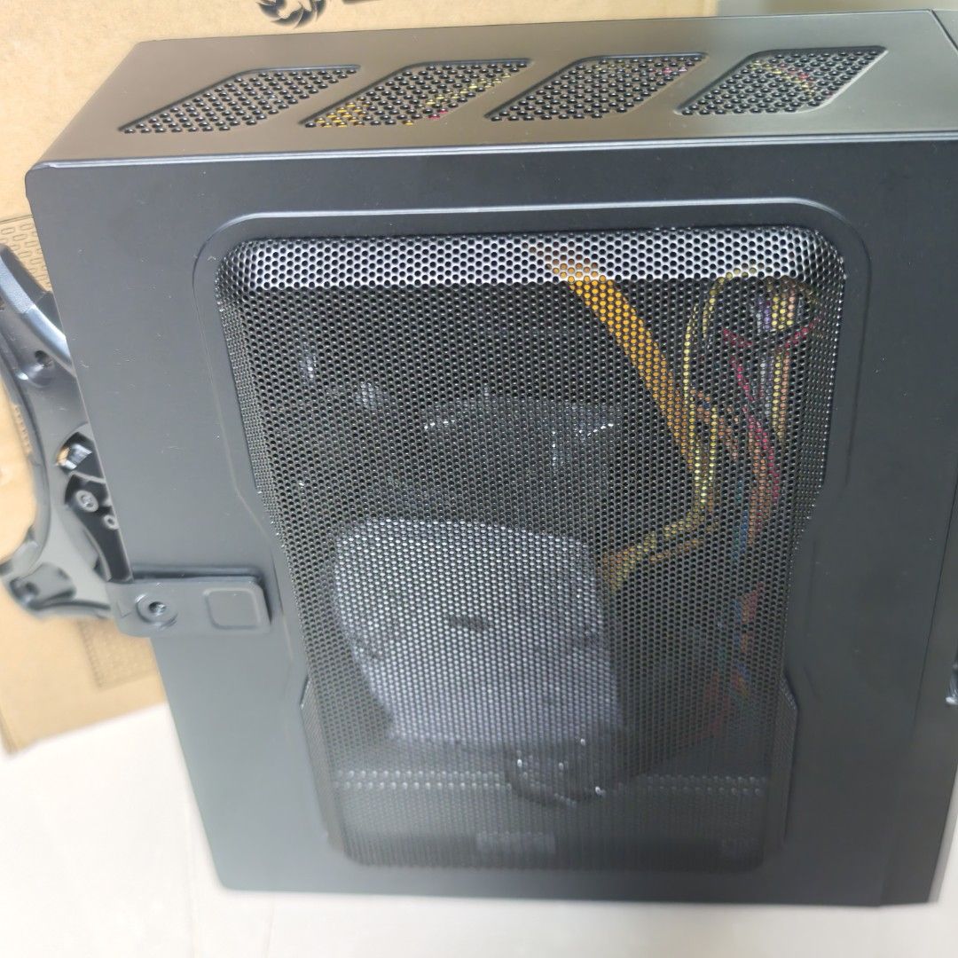 GameMax Mini-ITX PC Case with 200W PSU462812744412057602