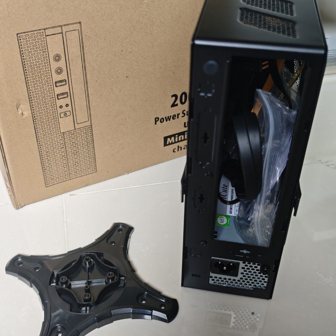 GameMax Mini-ITX PC Case with 200W PSU462812744412057604