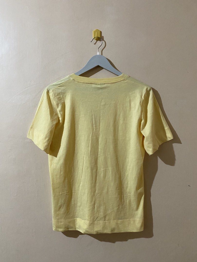 Ganni Thin Software Jersey V-neck T-shirt (Category: Shirts) located in Naga. Submitted by trashfinds (Listing ID 1439777152, Image 3). Description: Size: XS on tag Length: 24” Width: 20” Color rate: 9.5/10 Issue: none Need wash .