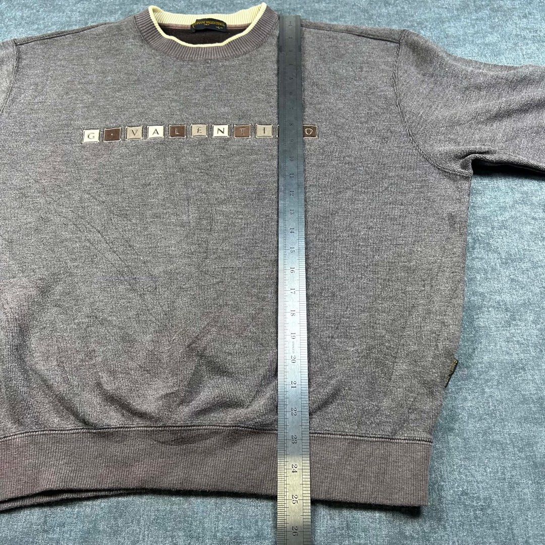 Gianni Valentino Box Logo Sweatshirt (Category: Coats, Jackets and Outerwear) located in Manila. Submitted by emvishop (Listing ID 1439707806, Image 3). Description: Gianni Valentino Box Logo Sweatshirt Price: PHP 3000 Size: Large Dimension: 24.5 x 25 Condition: Good Condition Store SKU: IHM0153 Please don’t hesitate to message us for inquiries or assistance with your transaction. (take note that the color may appear different due to lighting con