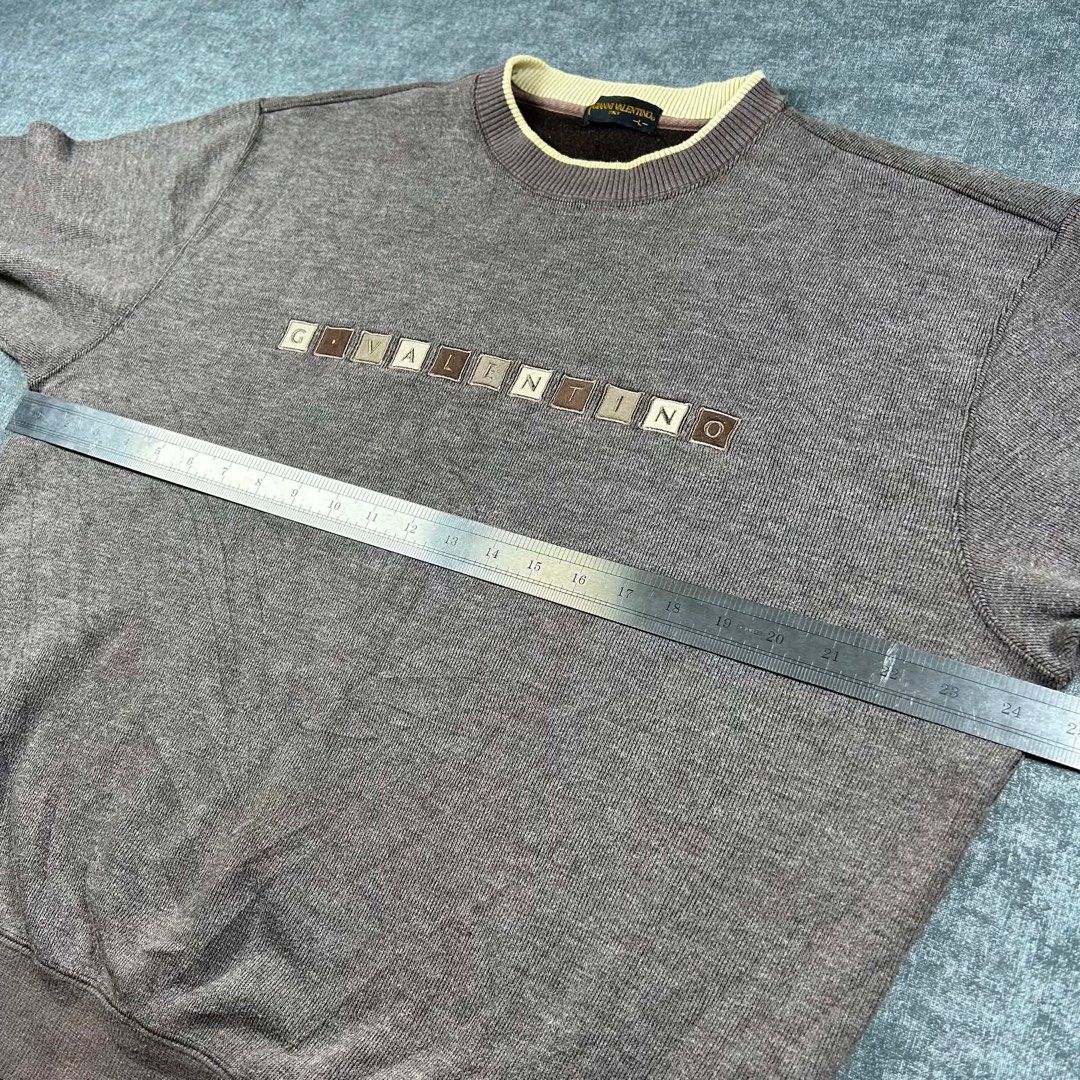 Gianni Valentino Box Logo Sweatshirt (Category: Coats, Jackets and Outerwear) located in Manila. Submitted by emvishop (Listing ID 1439707806, Image 2). Description: Gianni Valentino Box Logo Sweatshirt Price: PHP 3000 Size: Large Dimension: 24.5 x 25 Condition: Good Condition Store SKU: IHM0153 Please don’t hesitate to message us for inquiries or assistance with your transaction. (take note that the color may appear different due to lighting con