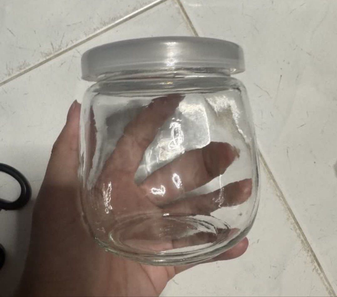 Glass bottle463005381024829442