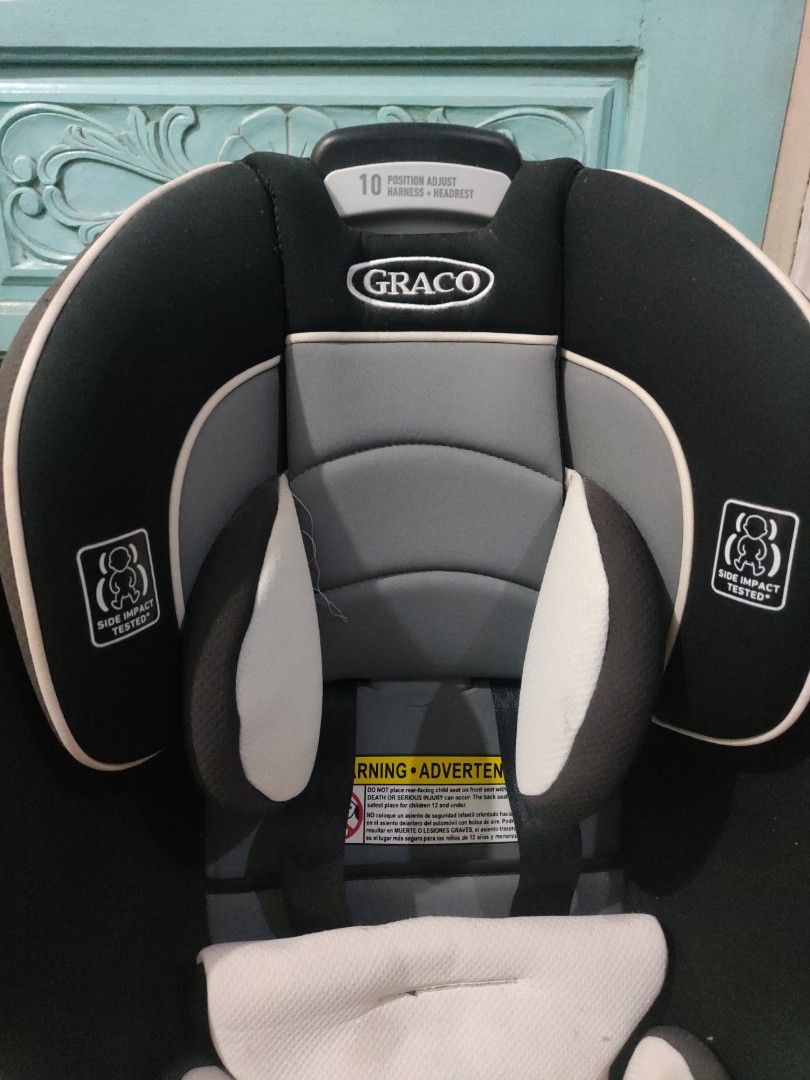 Graco Extend2Fit Car Seat (Category: Car Seats) located in Batangas. Submitted by alcorner (Listing ID 1439683717, Image 3). Description: - Graco Extend2Fit car seat - 10-position harness and headrest - Recline and extension panel for added comfort - Includes infant insert - Modern black, gray, and white color scheme - Designed for safety and comfort LIKE NEW NEGOTIABLE.