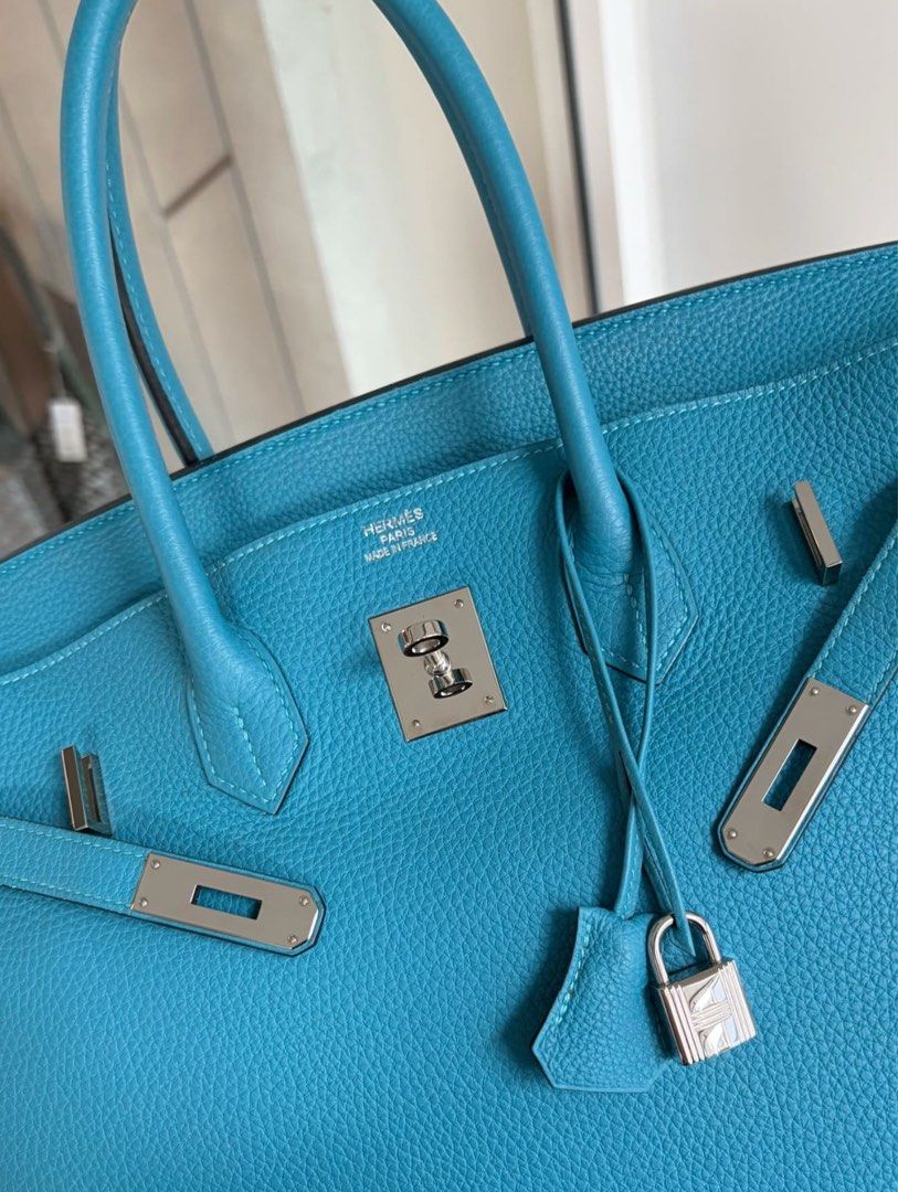 🛍️GREAT DEAL🛍️AUTHENTIC HERMES BIRKIN 35 TURQUOISE PHW (Category: Bags & Wallets) located in Petaling Jaya. Submitted by luxfashionz (Listing ID 1439656315, Image 2). Description: ‼️BELOW RETAIL PRICE‼️ 💯% AUTHENTIC •PRELOVED, SUPREB CONDITION ‼️ •READY STOCK‼️ •STAMP R •COMES WITH DUSTBAG & KEYLOCK SET •COD PJ / KL •POSTAGE MALAYSIA / WORLDWIDE •DM TO BUY .