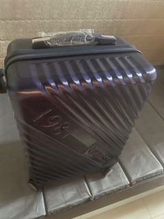 （分類：）位於 。 由 sssappss 提交（商品編號 1439722189，圖片 1）。簡介： 。