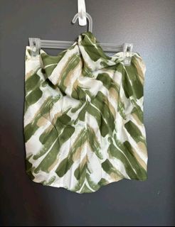 (Category: ) located in . Submitted by cherryycloset (Listing ID 1439699615, Image 1). Description: .
