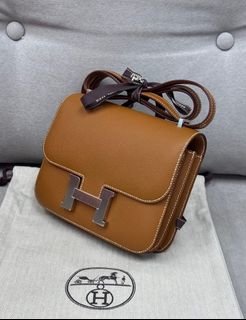 （分類：）位於 。 由 luna.luxury 提交（商品編號 1419834466，圖片 1）。簡介： 。