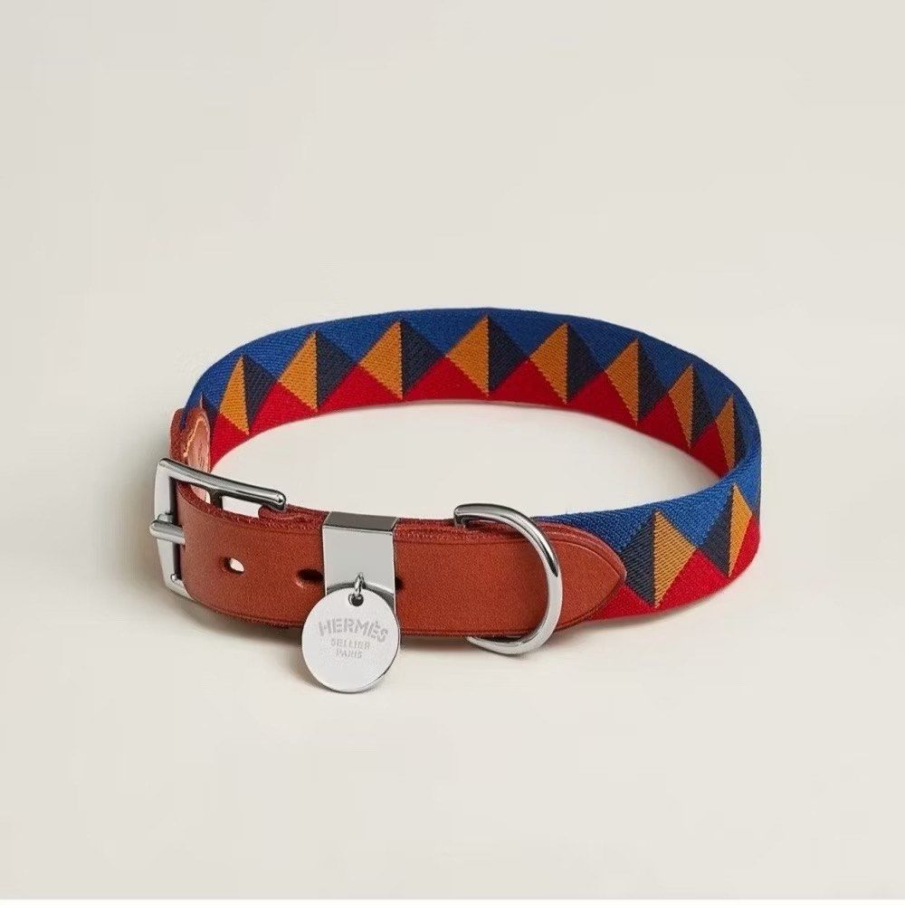 Hermes Pet Dog Collar + Traction Rope (Category: Homes & Other Pet Accessories) located in Manila. Submitted by designerarchives.ph (Listing ID 1439749157, Image 1). Description: - SALE (limited time) I have a catalog if interested :) ₱16k - dog collar + rope ₱19 500 - dog collar + harness + rope Collar: Width - 2cm S (36cm) - adjustable 23-30cm M (41cm) - adjustable 28-35cm L (51cm) - adjustable 39-45cm Rope: Length (1.2m) Width (2.5cm) Harness: