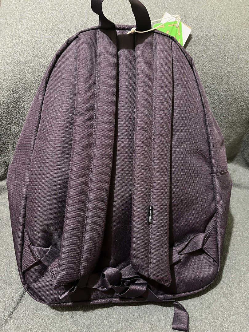 Herschel Classic 26L Backpack in Plum (Category: Backpacks) located in Pasig City. Submitted by rsrvessentials (Listing ID 1439688405, Image 2). Description: ‼️ 4 pcs left.