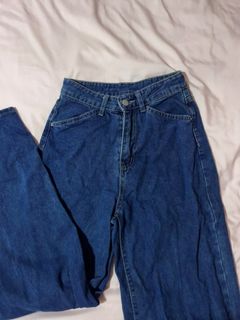 (Category: ) located in . Submitted by jujulii (Listing ID 1439750753, Image 1). Description: .