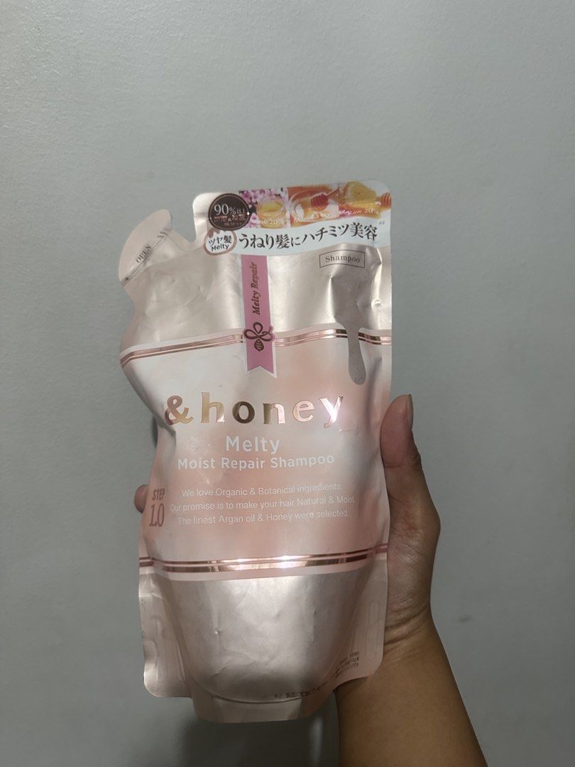 &honey shampoo (Category: Hair) located in Bacolod City. Submitted by kristellelopez (Listing ID 1439640985, Image 1). Description: .