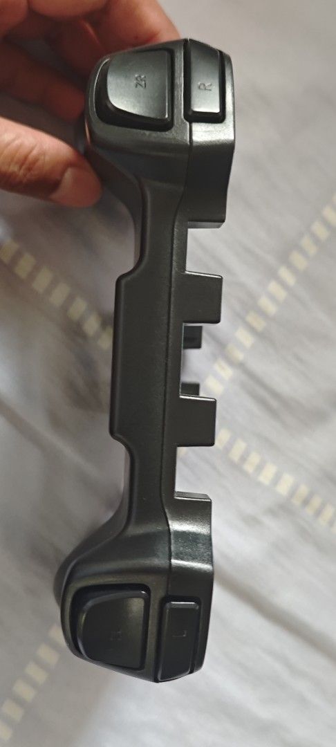 HORI 3DS-457 Monster Hunter 4G Grip (Category: Nintendo) located in Tacloban City. Submitted by angel0al3ta (Listing ID 1439698375, Image 3). Description: - HORI grip for New Nintendo 3DS - Features a Monster Hunter 4G design - Color: Black - Includes buttons on top - Model number: 3DS-457 - Made in China.