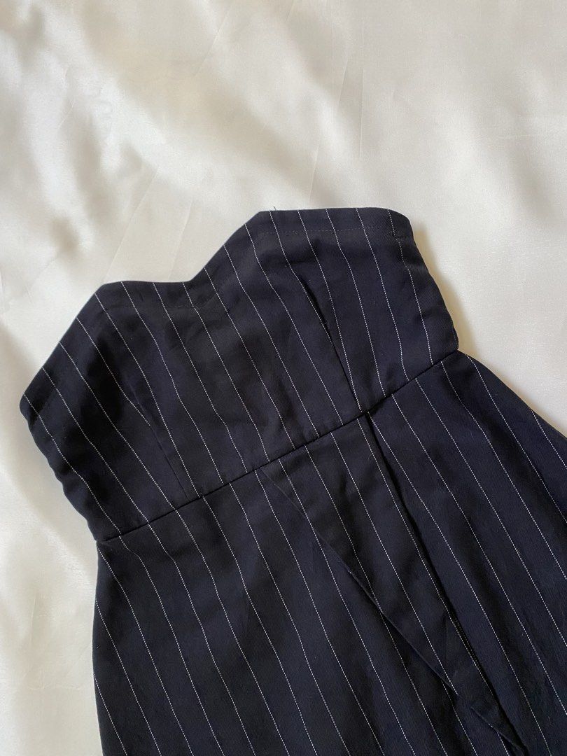 HQ Striped dress (Category: Dresses) located in Manila. Submitted by clarawears (Listing ID 1439801013, Image 3). Description: .