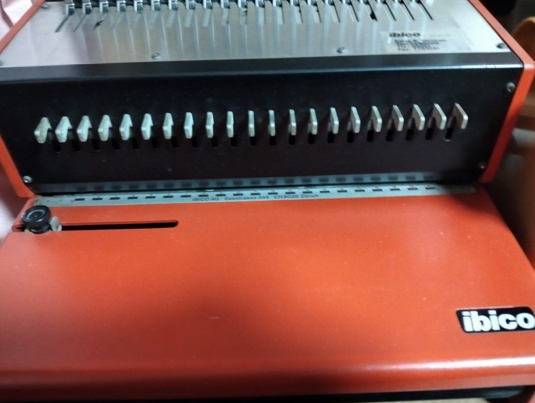 Ibico Binding Machine463497318315468800