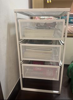 (Category: ) located in . Submitted by josie099 (Listing ID 1439630506, Image 1). Description: .