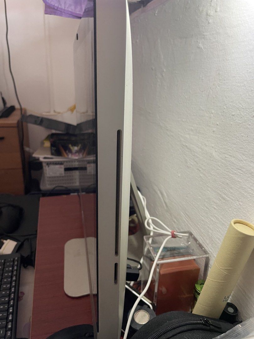 iMac 2010,462787821176115201