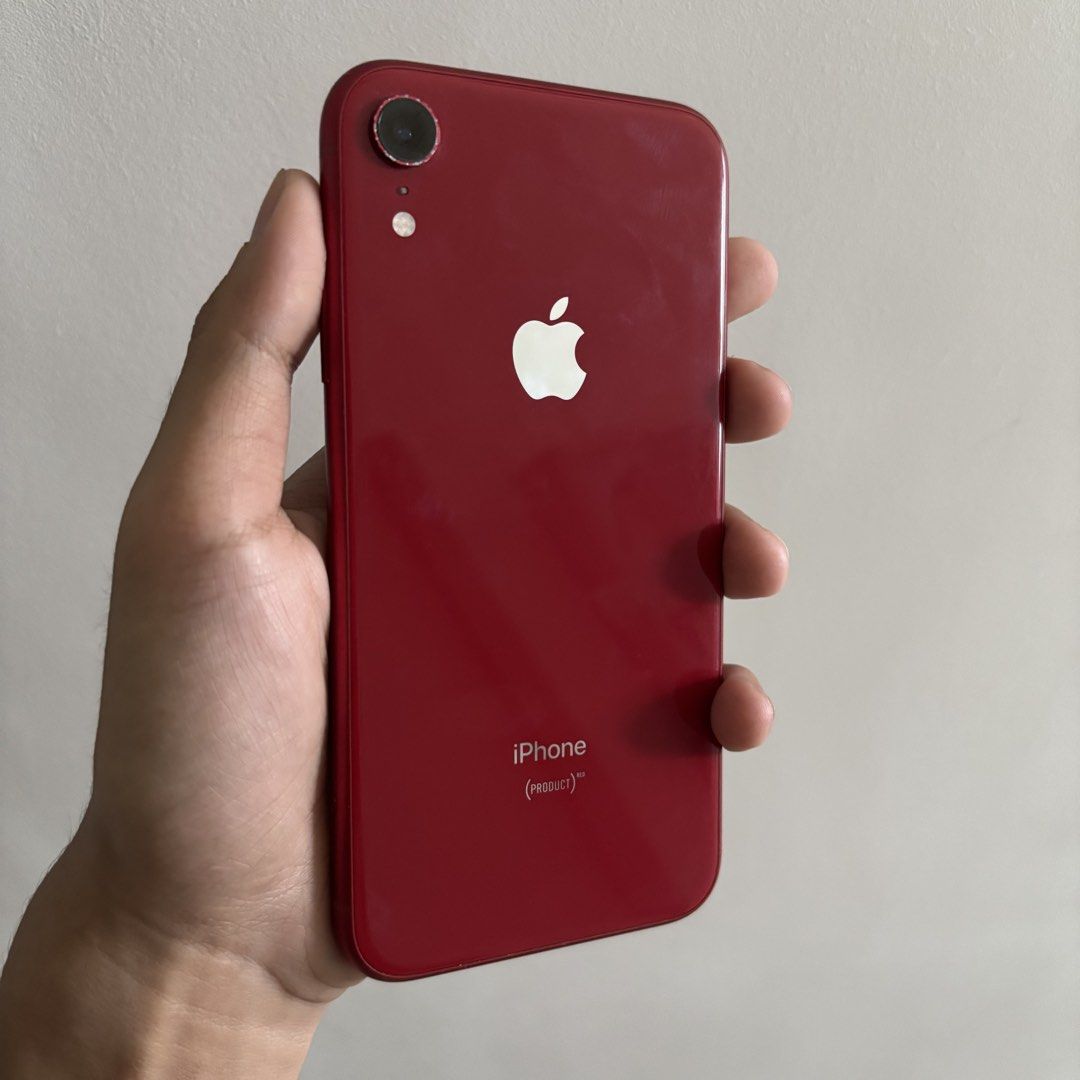 iPhone XR 64GB (Category: iPhone X Series) located in Quezon City. Submitted by falgo (Listing ID 1439609626, Image 2). Description: ALL WORKING NO ISSUE 75% BATTERY HEALTH.