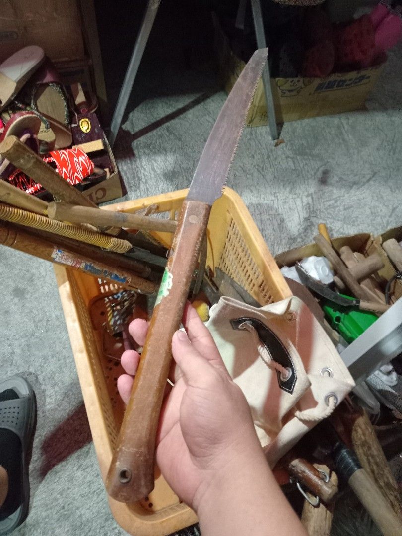 Japan folding saw (Category: Construction Tools & Equipment) located in Taguig. Submitted by nippon.toki (Listing ID 1439804994, Image 1). Description: Please read! For sure buyer only! NO COD/COP No reservation The items will be sold to the first payer w/o prior notice. Verbal reservations are not acceptable. Note: All items are vintage. Please manage your expectations accordingly. G cash payment. Shipping via Lalamove Metro Manila. For province