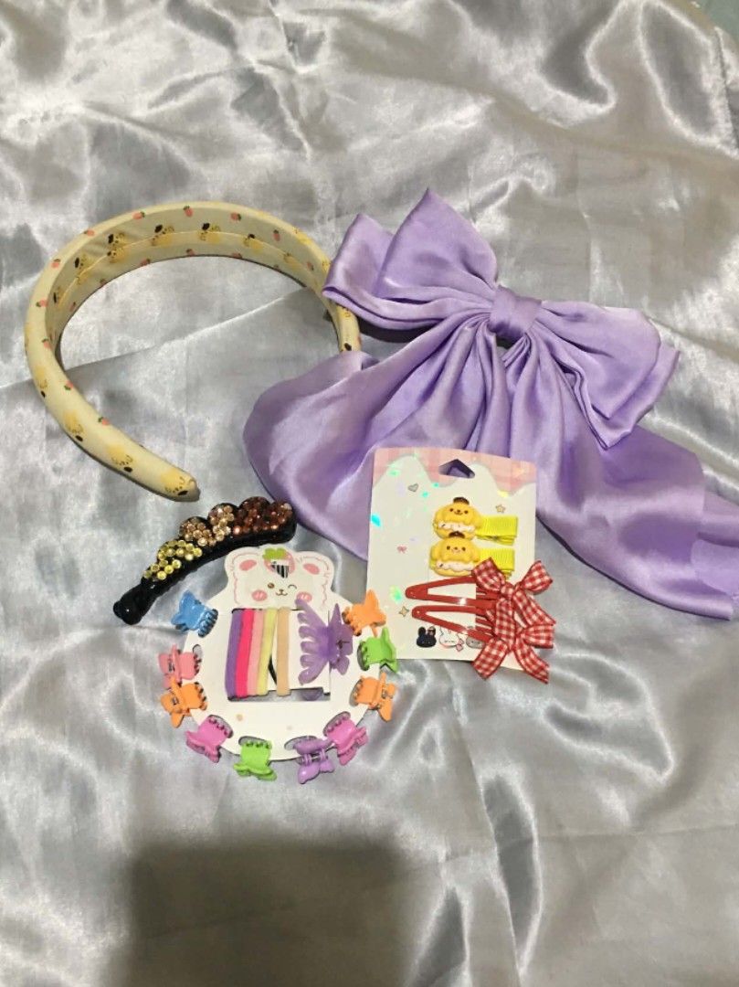 kikay/girly accessories set bundle (Category: Hair Accessories) located in Cabuyao City. Submitted by 4everblooms (Listing ID 1439765180, Image 2). Description: Sold as bundles ♡ Hair accessories set (2nd picture) = 145 php ♡ Beaded necklace and bracelets set (3rd picture) = 300 php (all brand new) mop: gcash only mod: jnt/ meet-up in nearby areas 🖇 dm me for more details.
