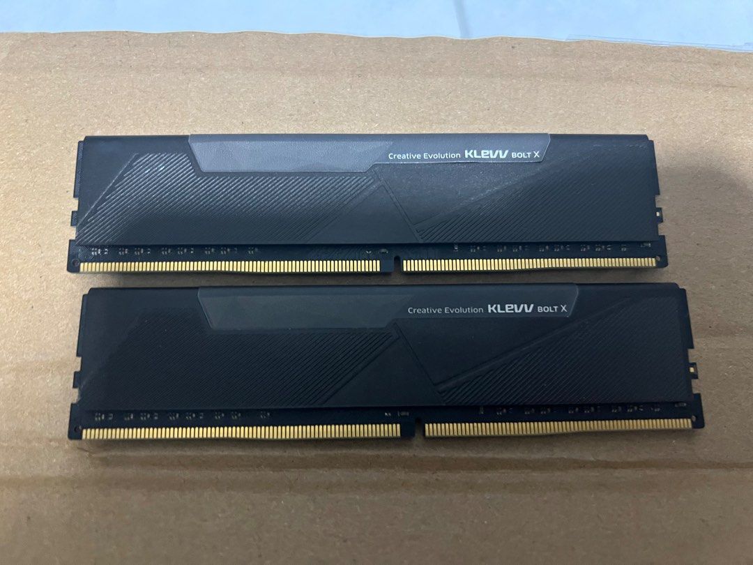 KLEVV BOLT X DDR4 RAM 2x8GB463391465806254080