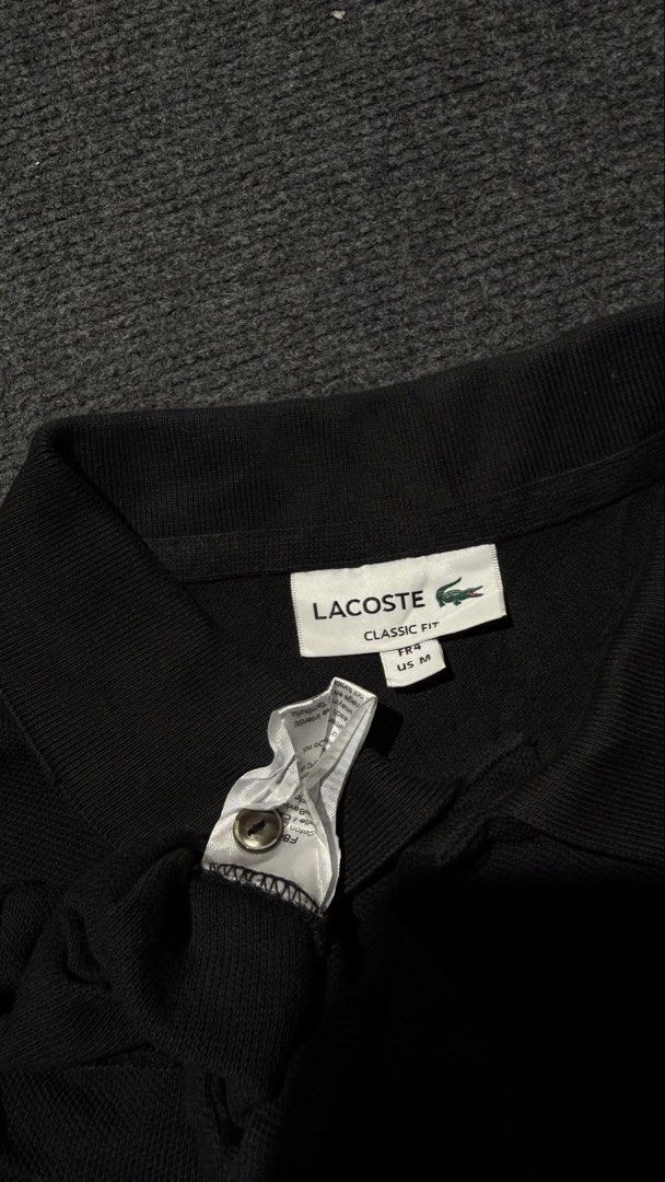 Lacoste (Category: Tshirts & Polo Shirts ) located in Marawi City. Submitted by rnaotrft (Listing ID 1439626806, Image 3). Description: No issue Very good condition Color rate 9.5 Dimes 20-26.
