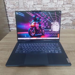 (Kategori: ) berada di . Dikirim oleh kujang.gadget.store (ID iklan 1439608665, Gambar 1). Deskripsi: .