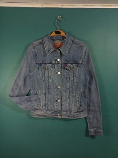 (Category: ) located in . Submitted by closet_from_the_past (Listing ID 1439778754, Image 1). Description: .