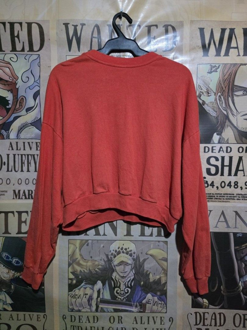 Levis Oversized Sweatshirt Women (Category: Coats, Jackets and Outerwear) located in Imus. Submitted by aim_for_less (Listing ID 1439608350, Image 3). Description: Levis Oversized Cropped Crewneck Sweatshirt Women -Size: LARGE -DIMES: 24" x 20" x 18" Sleeve Features: -Levi's logo, crew neck, long sleeves -Color: Red Orange - Origin: San Francisco, CA - In good Condition - NO ISSUE LOCATION: IMUS, CAVITE.