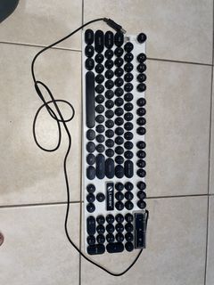 (Category: ) located in . Submitted by beanseen (Listing ID 1439651520, Image 1). Description: .