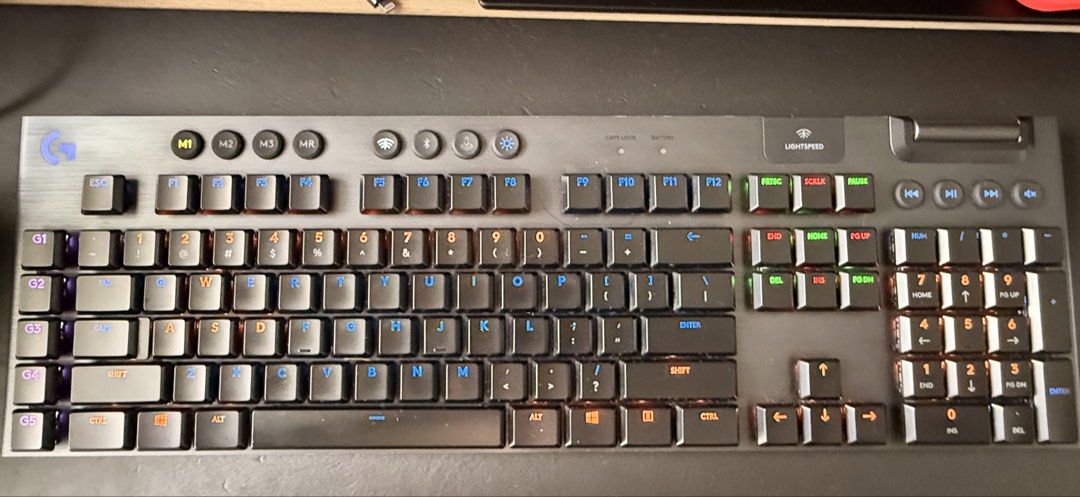 Logitech G915 Lightspeed Wireless Mechanical Keyboard462913013957283840