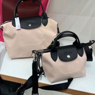(Category: ) located in . Submitted by pshoppers. (Listing ID 1439675409, Image 1). Description: .