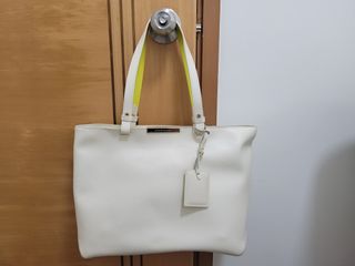 （分類：）位於 。 由 pauliana 提交（商品編號 1439707237，圖片 1）。簡介： 。