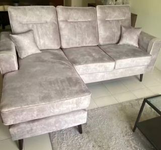 (Category: ) located in . Submitted by preloved_stuffffffff (Listing ID 1439628543, Image 1). Description: .